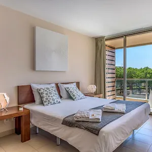 https://feels-like-home-salgados-beach-apartment.hotelaalgarve.com